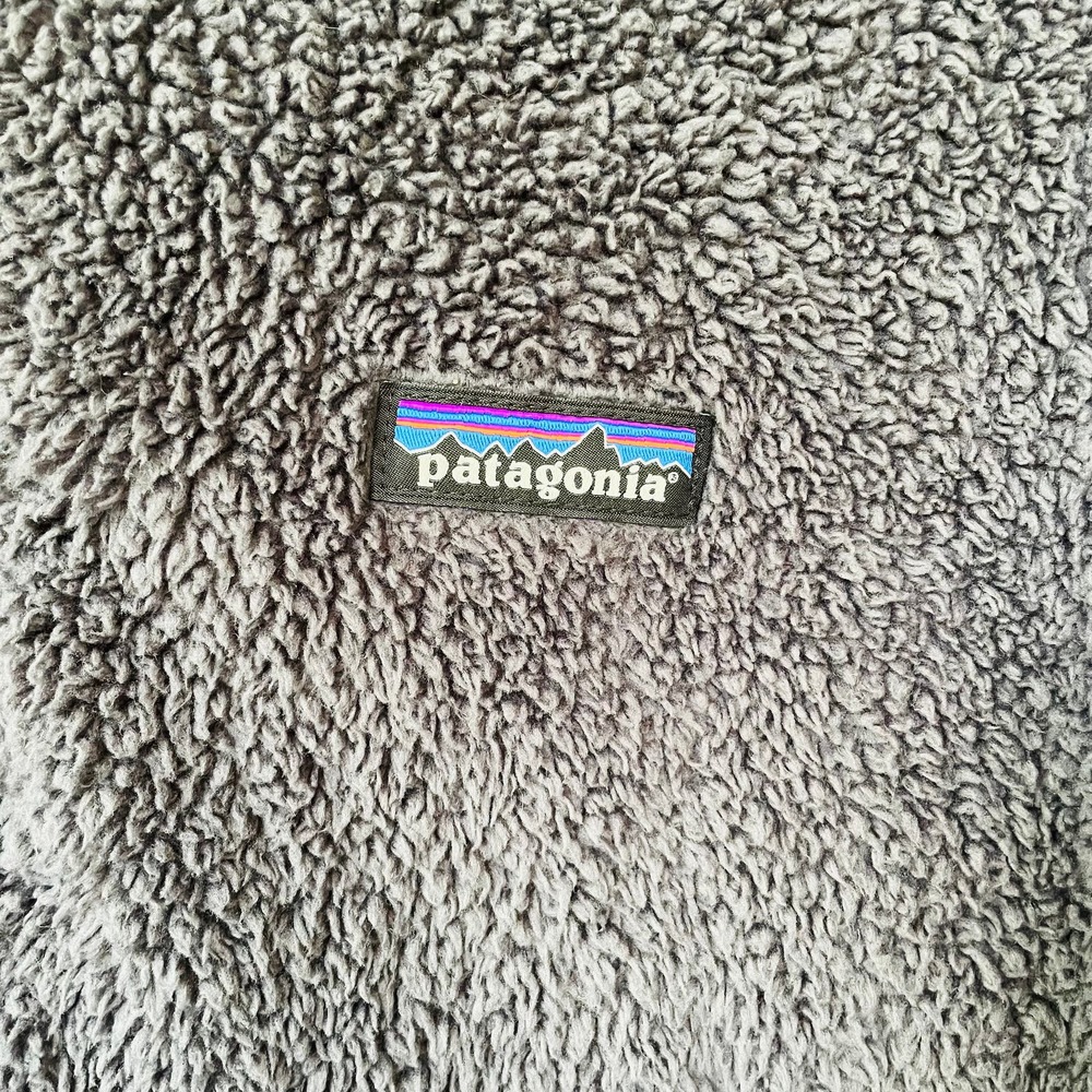 Patagonia Los Gatos 1/4 Zip Charcoal Gray Fleece Teddy Zip up Size S - Picture 6 of 11